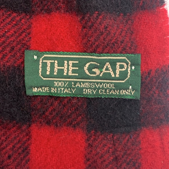 The Gap Vintage Red black Buffalo plaid Scarf Lambswool Tassel Design Soft - Picture 4 of 10